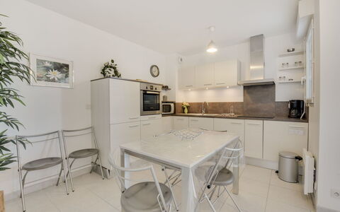 Cavalaire 170: Property, Room, White, Furniture, Interior Design, Building, House, Kitchen, Floor, Table