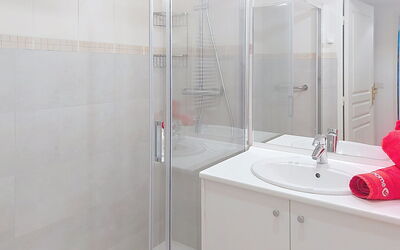 Accommodation:&nbsp;Beau Rivage 170.2