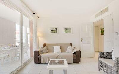 Accommodation:&nbsp;Beau Rivage 170.1