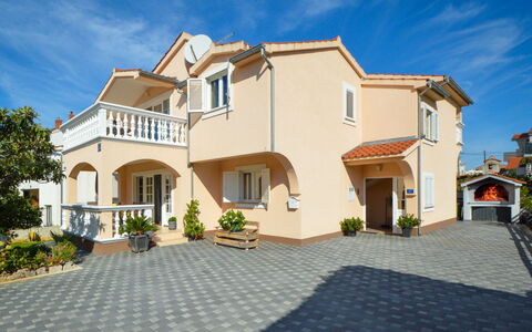 Vodice 116: Sky, Cloud, Plant, Building, Window, House, Door, Land Lot, Tree