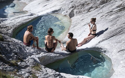 Laax 600: Water, Body Of Water, Bedrock, Watercourse, Leisure, Mountainous Landforms, Formation