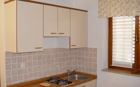 Pula Krnica 102: Room, Property, Tile, Furniture, Bathroom, Interior Design, Architecture, House, Building, Floor