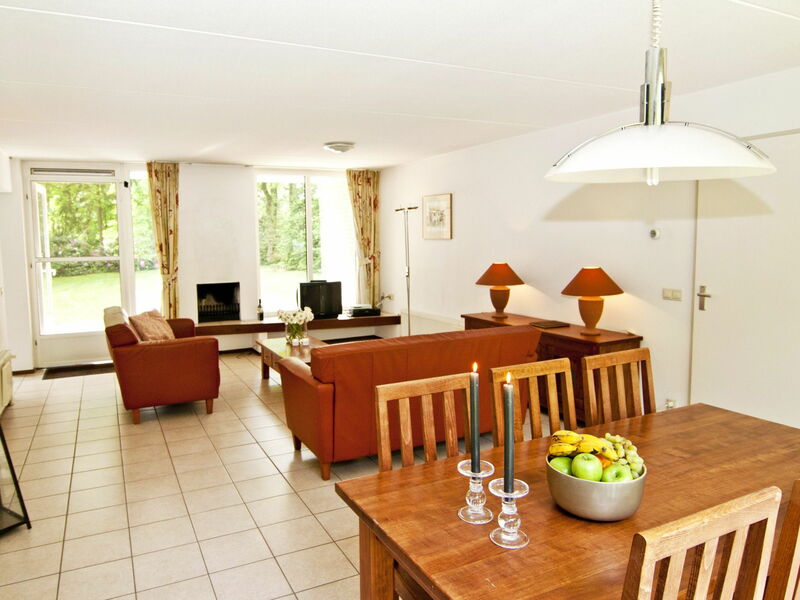 Accommodation:&nbsp;2+ 500.1