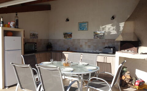 La Péguière: Property, Room, Restaurant, Building, Furniture, Table, Interior Design, House, Dining Room, Real Estate
