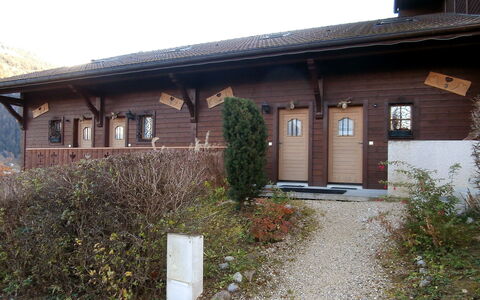 Le Clos Alpin: Property, House, Roof, Building, Home, Real Estate, Architecture, Cottage, Land Lot, Rural Area