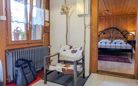Accommodation:&nbsp;Saba 200.1