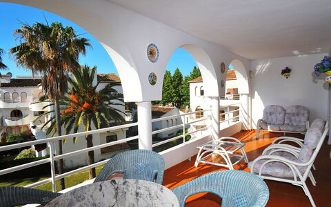 San Esteban: Room, Property, Interior Design, Building, Furniture, Real Estate, House, Balcony, Vacation, Home