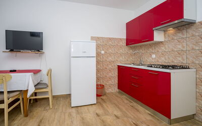 Accommodation:&nbsp;Hilde Red 101.5