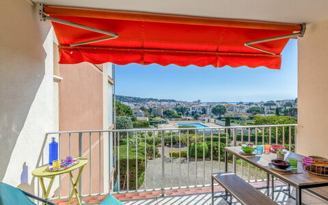 Sainte Maxime 480: Table, Sky, Furniture, Azure, Chair, Shade, Wood, Outdoor Furniture, Architecture, Building
