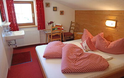 Accommodation:&nbsp;Alpenhof 150.3