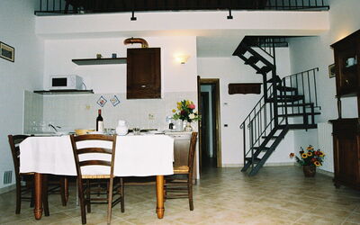 Living room/ kitchen area