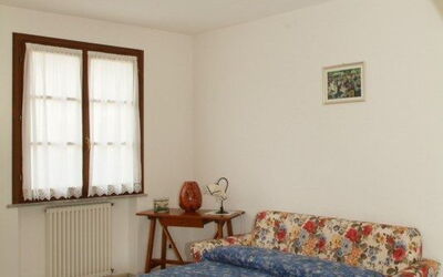 Living room/ kitchen area