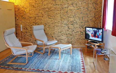 Crap Milan: Room, Furniture, Floor, Property, Interior Design, Blue, Wall, Living Room, House, Chair
