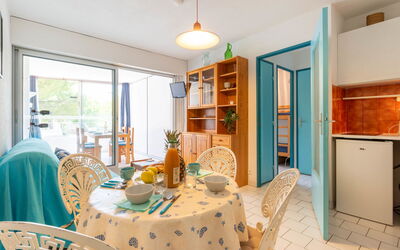 Accommodation:&nbsp;Du Parc Ii 222.2