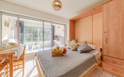Accommodation:&nbsp;Du Parc Ii 222.9