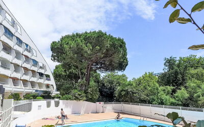 Accommodation:&nbsp;Du Parc Ii 222.11