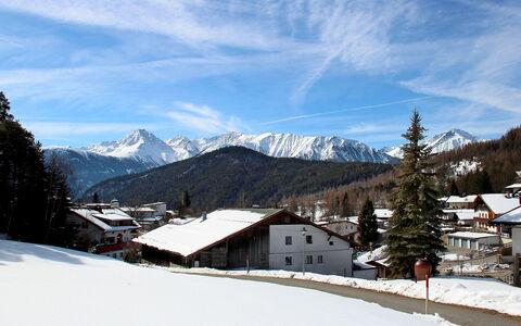 Lueg Ins Land: Cloud, Sky, Mountain, Snow, Building, Slope, Window, House, Tree, Highland