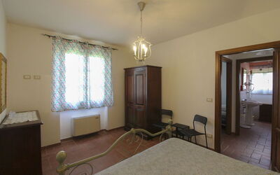 Accommodation:&nbsp;La Tufa
