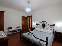 Accommodation:&nbsp;Torreone