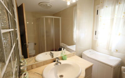 Accommodation:&nbsp;Dms Iv 180.3