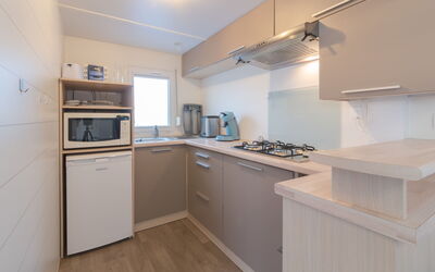 Accommodation:&nbsp;Savanah 200.18