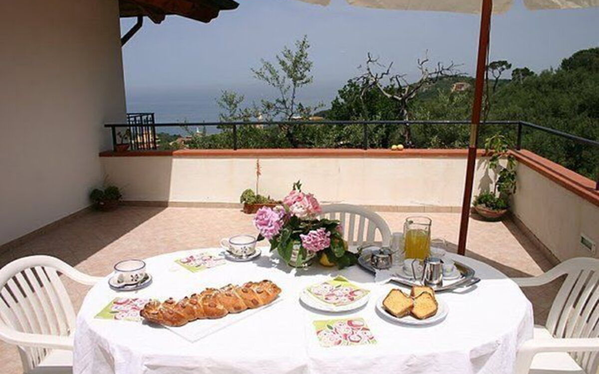 Accommodation:&nbsp;Faraglioni 1