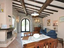 Accommodation:&nbsp;Olivo