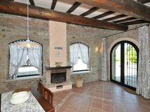Accommodation:&nbsp;Olivo