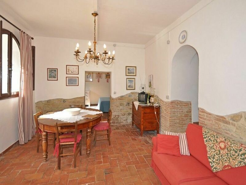 Accommodation:&nbsp;Lauro