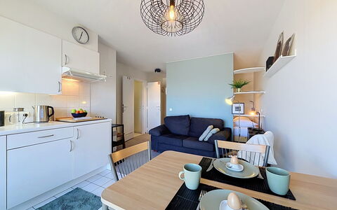 Accommodation:&nbsp;Deauville with Pool & Balcony 300.44