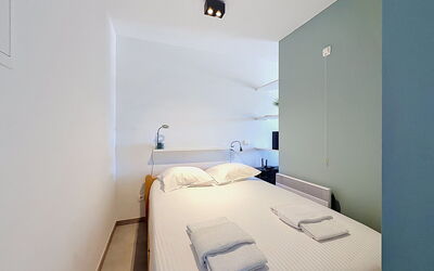 Accommodation:&nbsp;Deauville with Pool & Balcony 300.44