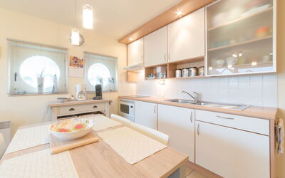 Accommodation:&nbsp;Estepona 006 with Parking 300.27