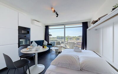 Accommodation:&nbsp;Astrid with Parking and Seaview 301.10