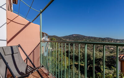 Accommodation:&nbsp;Les Restanques Golfe Saint Tropez 119.9