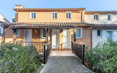 Accommodation:&nbsp;Les Restanques Golfe Saint Tropez 119.8