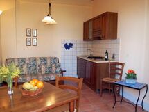 Accommodation:&nbsp;Apartment 1906