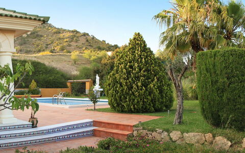 Finca la Poza: Property, Tree, Estate, Real Estate, House, Garden, Building, Villa, Home, Botanical Garden