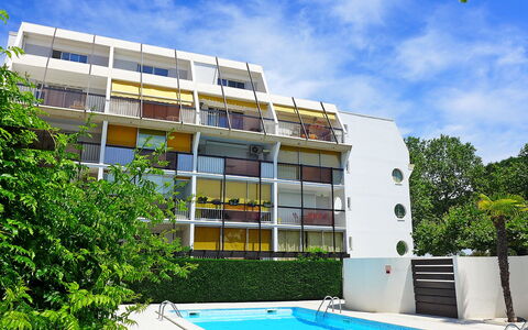 Les Terrasses du Ponant: Apartment, Condominium, Balcony, Design, Shade, Hotel, Villa