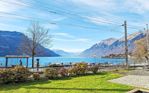 Am Brienzersee: Furniture, Interior Design, Flooring, Floor, Wood, Table, Room, Ceiling, Lighting, Apartment