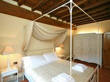 Accommodation:&nbsp;Ninfe 5