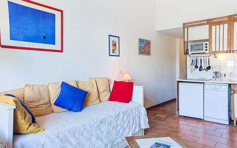 L'Annonciade: Furniture, Interior Design, Apartment, Flooring, Floor, Home, Chair, Couch, Room, Living Room