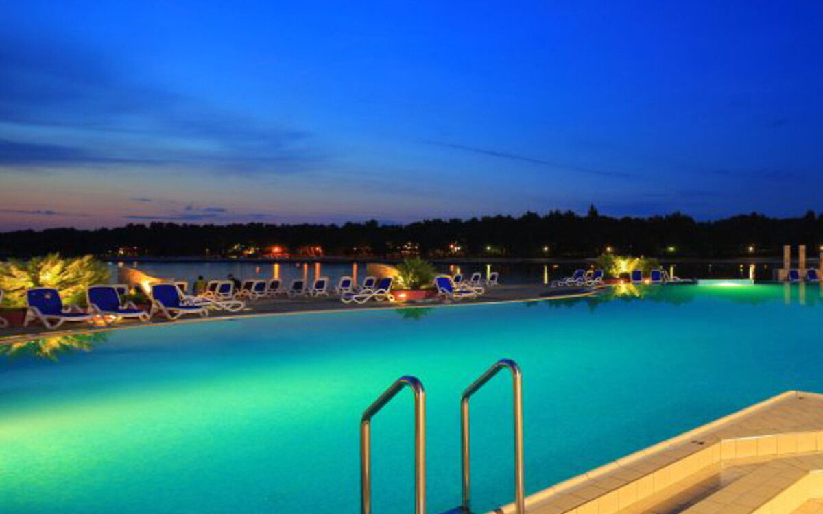 Umag 200