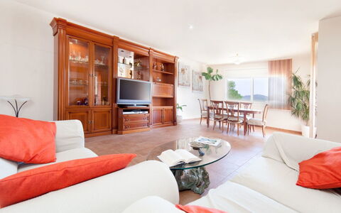Mas Ambros: Furniture, Room, Property, Interior Design, Living Room, Building, House, Real Estate, Table, Wall