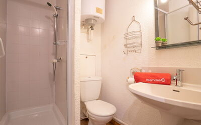 Accommodation:&nbsp;Les Bastides de Grand Stade 160.1