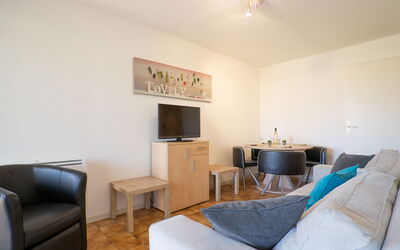 Accommodation:&nbsp;Les Bastides de Grand Stade 160.9
