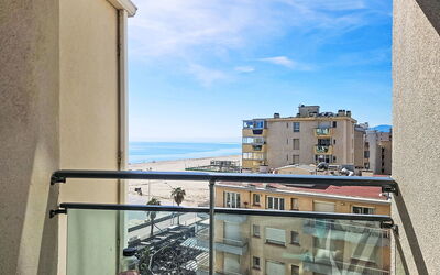 Accommodation:&nbsp;Casino 520.6