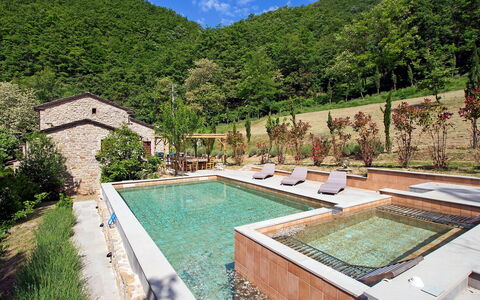 La Valchiera: Water, Plant, Sky, Property, Cloud, Swimming Pool, Building, Botany, Tree, Mountain