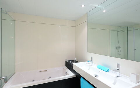 Diagonal Mar: Bathroom, Room, Property, Interior Design, Architecture, Tile, Building, House, Real Estate, Ceiling