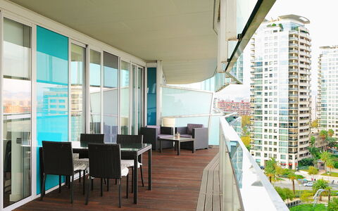 Diagonal Mar: Building, Property, Interior Design, Room, Architecture, House, Real Estate, Condominium, Apartment, Floor