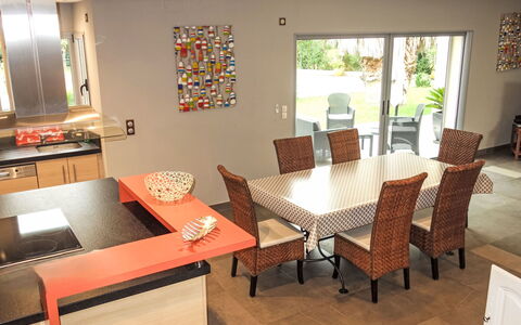 Villa Lavande: Furniture, Chair, Flooring, Table, Interior Design, Kitchen & Dining Room Table, Wood, Floor, Dining Room, Lighting